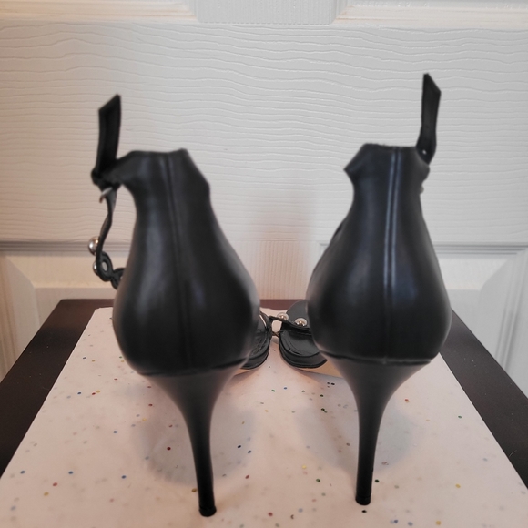 Marc Fisher black with chrome beaded stilleto sandal - Picture 4 of 4